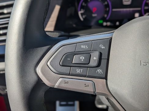 Used 2025 Volkswagen Atlas SEL Premium R-Line image 21