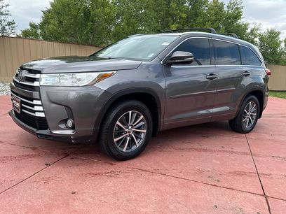 Used 2017 Toyota Highlander XLE