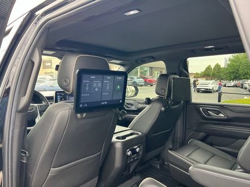 Used 2021 GMC Yukon SLT w/ SLT Luxury Plus Package AWD/4WD image 14