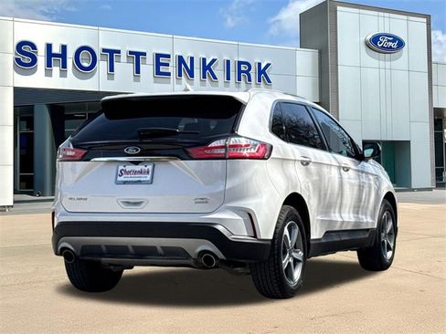 Used 2019 Ford Edge SEL w/ Equipment Group 201A image 8