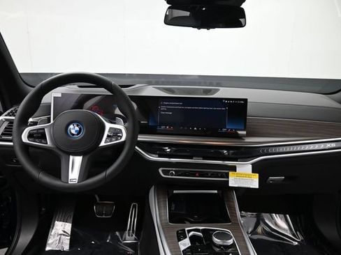 New 2026 BMW X5 xDrive50e w/ M Sport Package AWD/4WD image 14