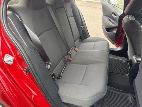Used 2021 Toyota Corolla LE image 15