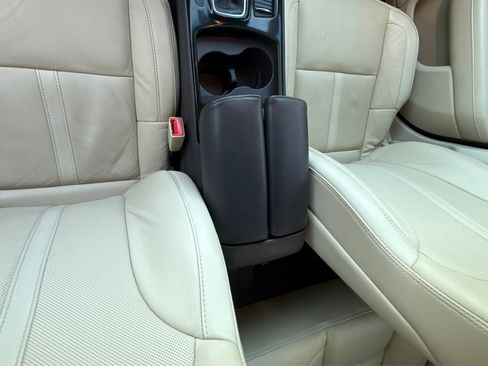 Used 2016 Lincoln MKS w/ Equipment Group 101A image 14