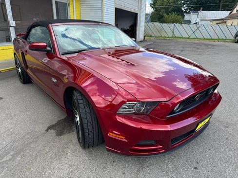 Used 2014 Ford Mustang GT Premium w/ Electronics Package RWD image 12