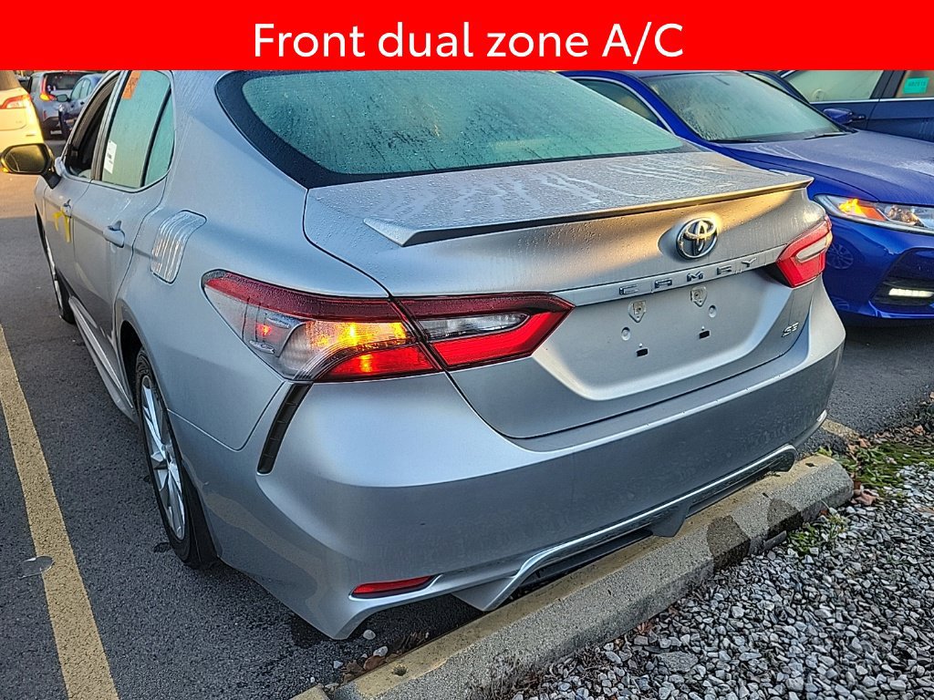 Used 2024 Toyota Camry SE FWD image 4