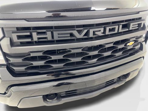 Used 2023 Chevrolet Silverado 1500 Custom RWD image 26