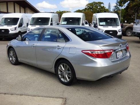 Used 2016 Toyota Camry SE FWD image 5