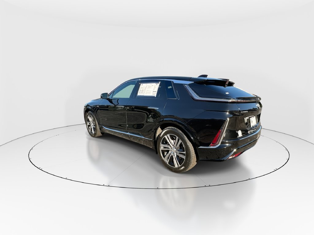 Used 2024 Cadillac Lyriq Luxury RWD image 6