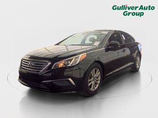 Used 2017 Hyundai Sonata SE FWD video 1