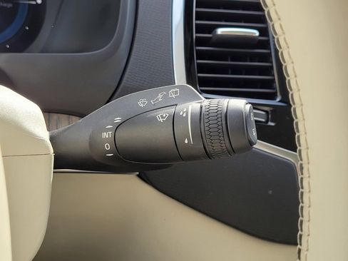 Certified 2024 Volvo XC90 T8 Plus image 22