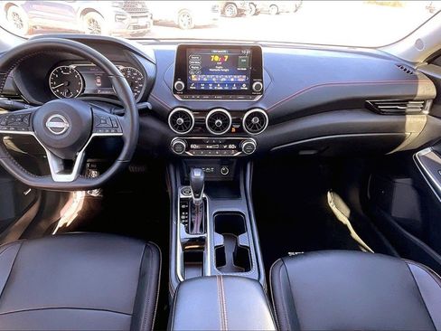 Used 2024 Nissan Sentra SR w/ SR Premium Package image 7