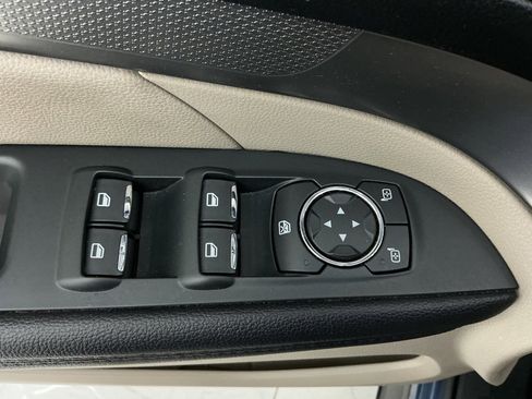 Used 2019 Ford Explorer XLT w/ Equipment Group 201A FWD image 38