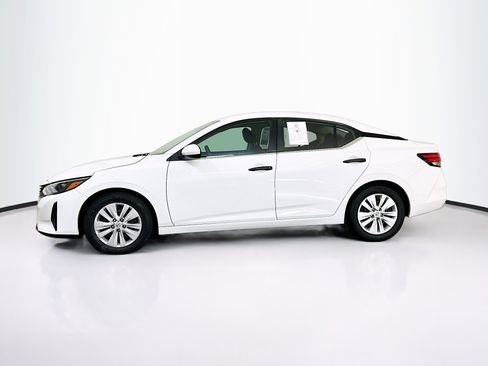 Used 2024 Nissan Sentra S image 4