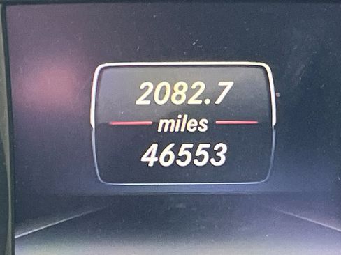 Used 2015 Mercedes-Benz GLA 250 image 8