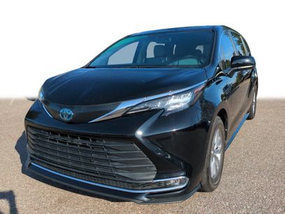 Certified 2022 Toyota Sienna XLE