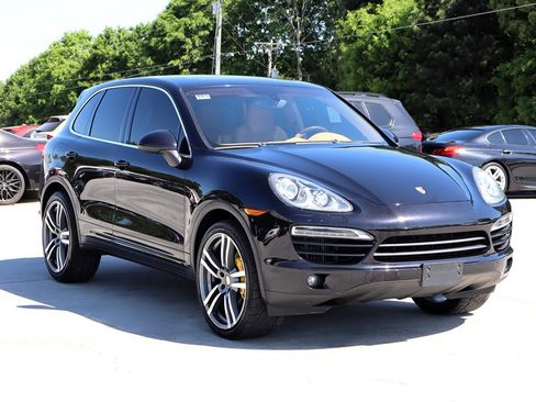 Used 2014 Porsche Cayenne Diesel AWD/4WD image 9