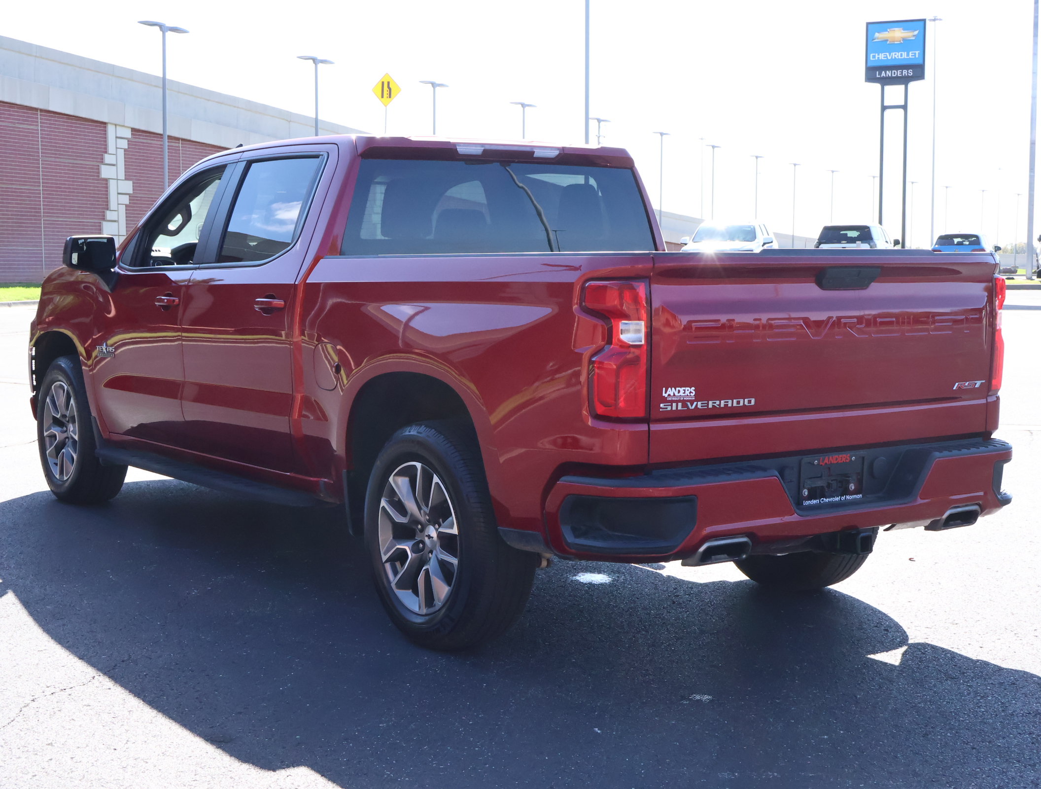 Used 2022 Chevrolet Silverado 1500 RST AWD/4WD image 7