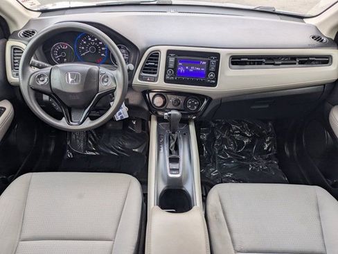 Used 2019 Honda HR-V LX image 15