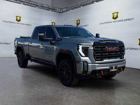 Used 2024 GMC Sierra 2500 AT4 w/ AT4 Premium Plus Package AWD/4WD image 7