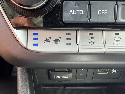 Used 2018 Hyundai Sonata Limited w/ Limited Ultimate Package 03 FWD image 16