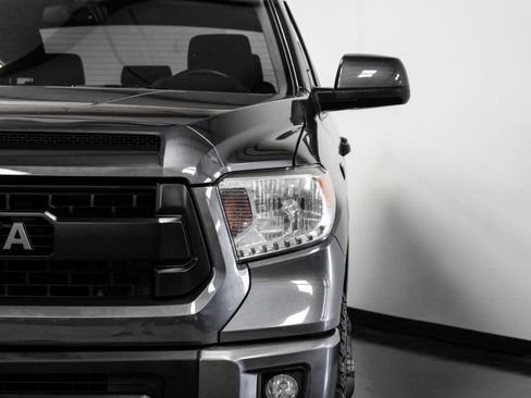 Used 2017 Toyota Tundra SR5 image 46