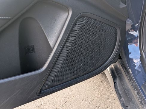 Used 2025 Subaru Outback Premium image 16