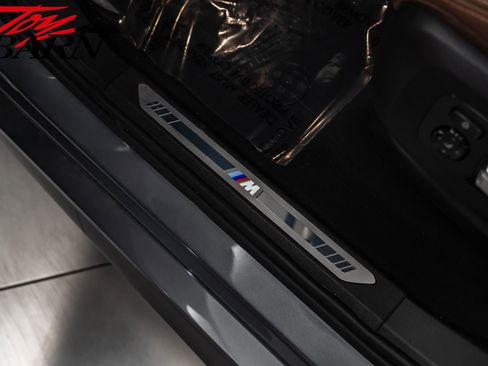 Used 2024 BMW X5 xDrive40i w/ M Sport Package image 24