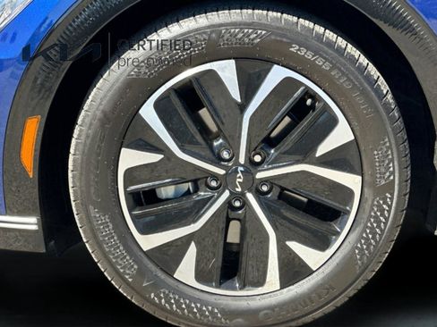 Certified 2023 Kia EV6 Wind RWD image 27