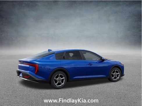 New 2026 Kia K4 FWD image 8