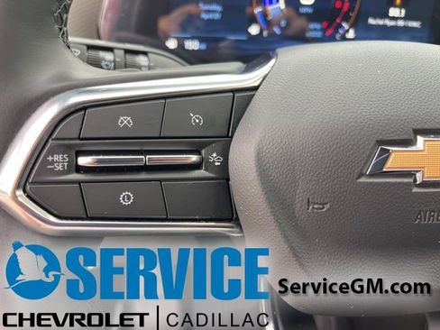 Used 2025 Chevrolet Equinox LT w/ Convenience Package II FWD image 18