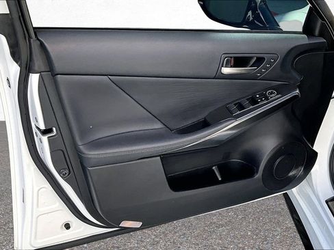 Used 2022 Lexus IS 350 F Sport RWD image 19