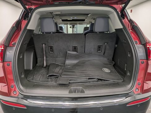 Used 2019 Buick Enclave Essence image 23