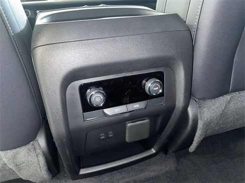 New 2026 Chevrolet Traverse LT w/ Midnight/Sport Edition image 20