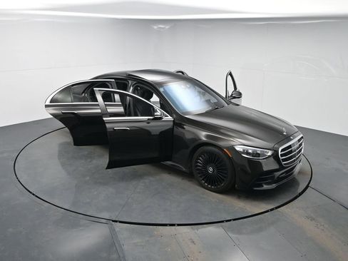 Used 2021 Mercedes-Benz S 580 4MATIC Sedan w/ AMG Line image 80