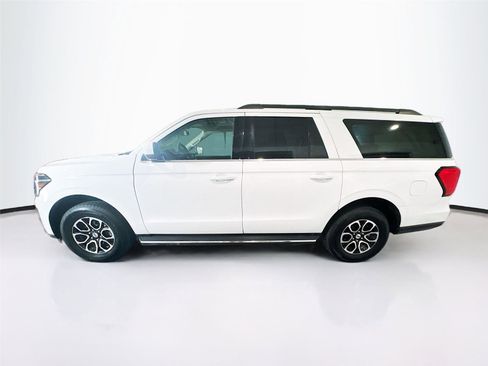 Used 2023 Ford Expedition Max XLT image 28