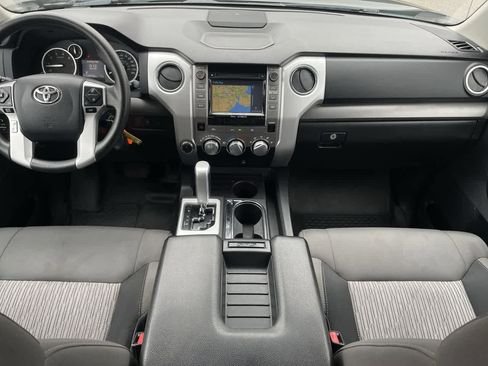 Used 2015 Toyota Tundra SR5 w/ SR5 Upgrade Package image 21