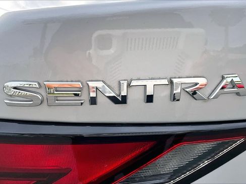 Used 2023 Nissan Sentra S FWD image 31