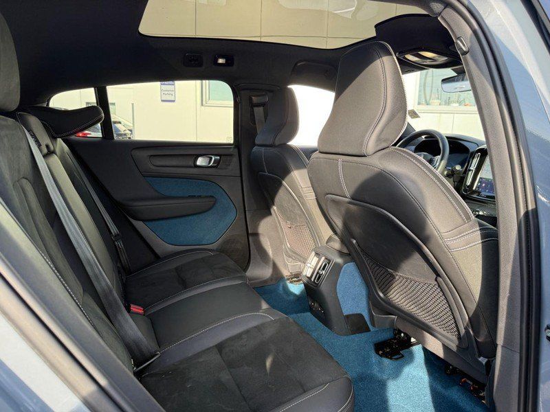 Certified 2023 Volvo C40 P8 Recharge Ultimate AWD/4WD image 11