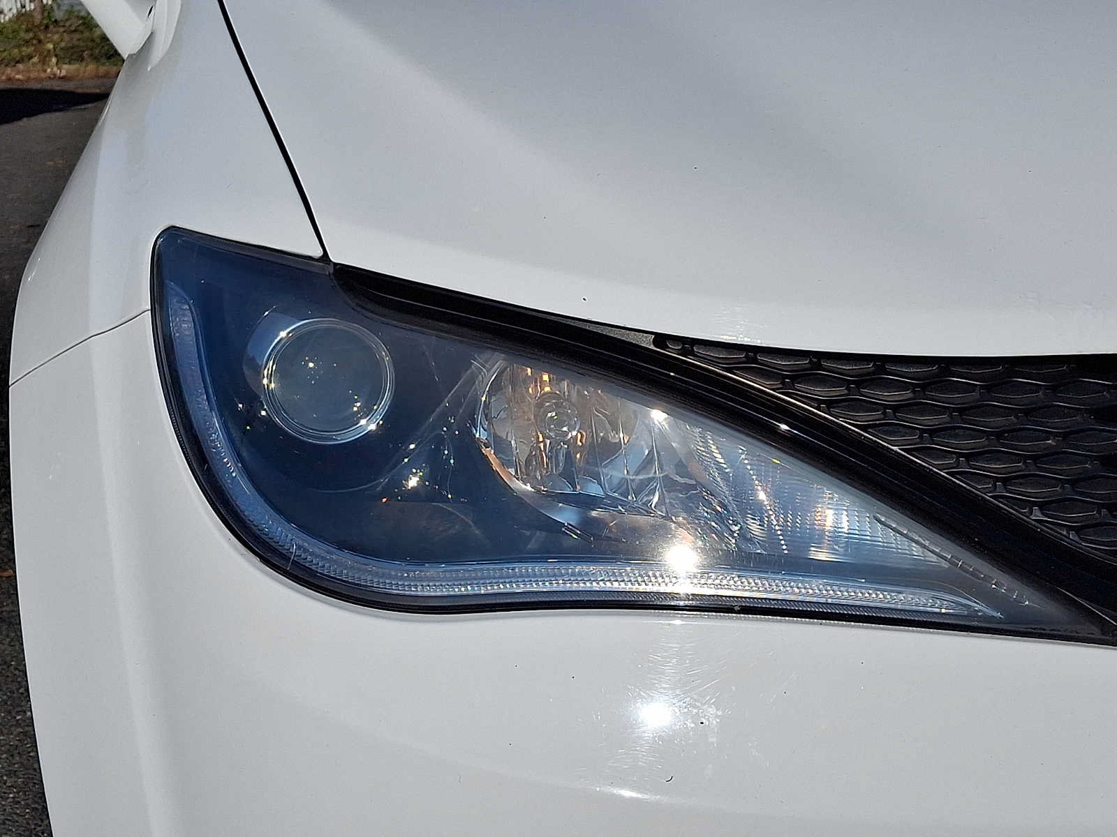Used 2019 Chrysler Pacifica Touring-L FWD image 9