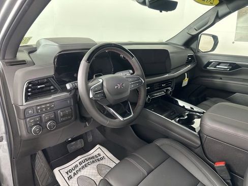 New 2026 Chevrolet Suburban RST image 20