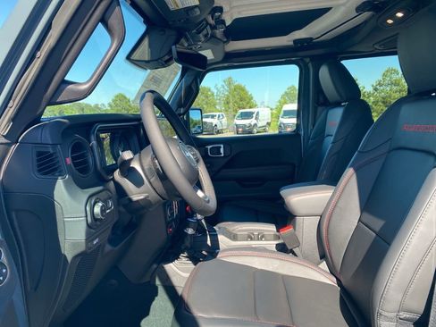 New 2026 Jeep Gladiator Rubicon AWD/4WD image 11