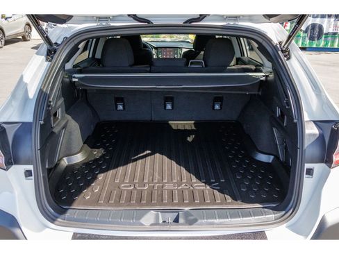 Certified 2025 Subaru Outback Premium AWD/4WD image 14