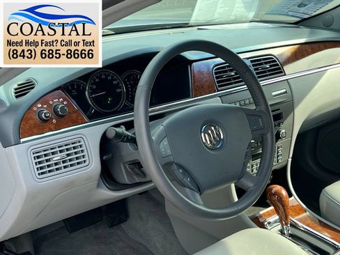 Used 2005 Buick LaCrosse CXL w/ Gold Convenience Package FWD image 7