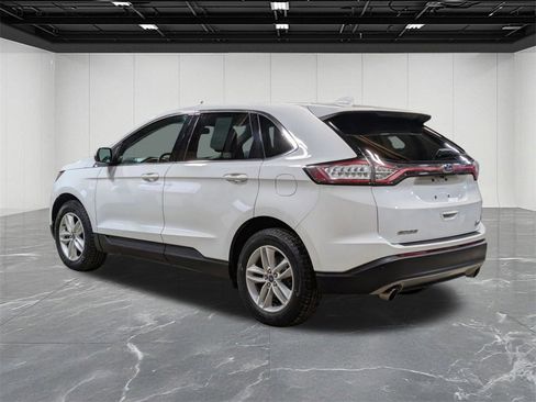 Used 2018 Ford Edge SEL w/ Equipment Group 201A image 3