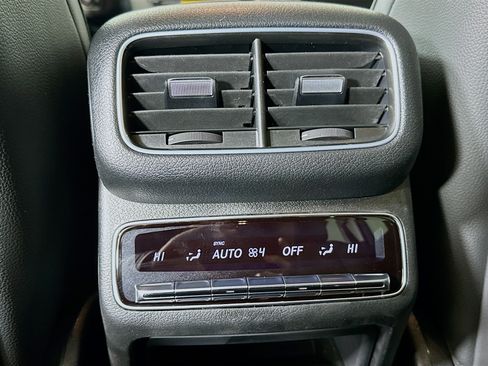 New 2026 Mercedes-Benz GLS 450 4MATIC image 27