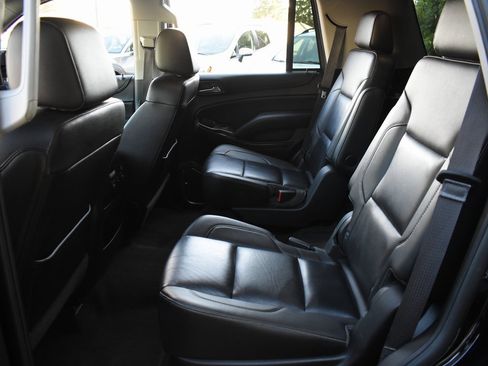 Used 2016 Chevrolet Tahoe LT w/ Luxury Package image 26