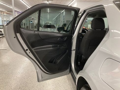 Used 2019 Chevrolet Equinox LT AWD/4WD image 36