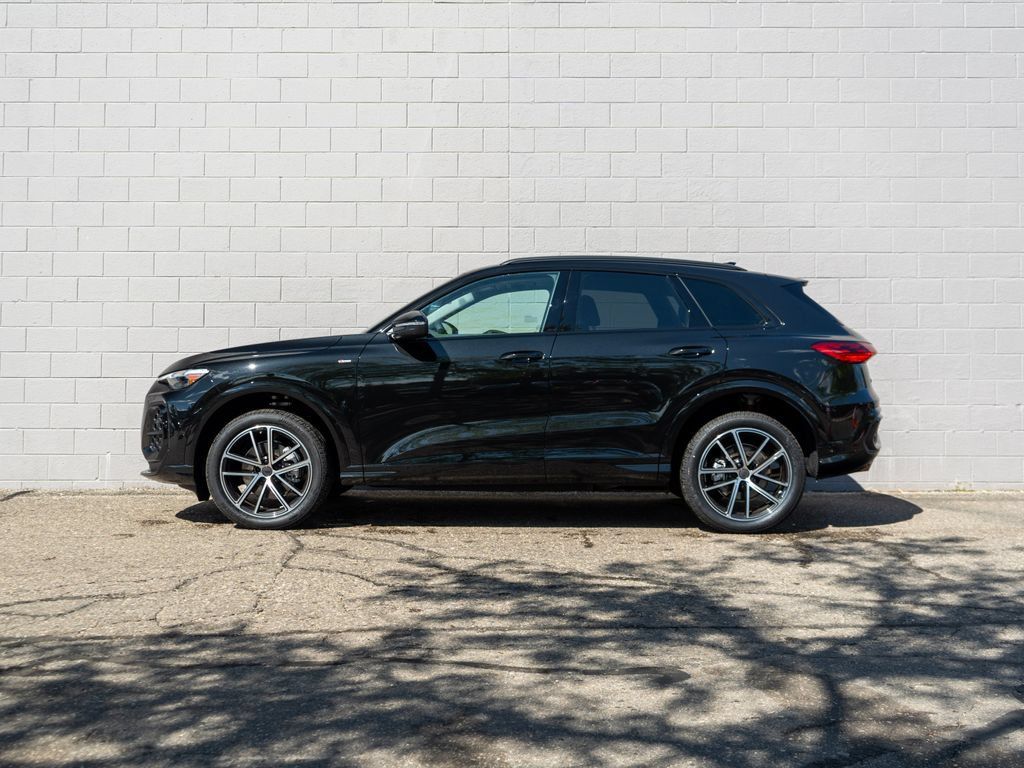 New 2026 Audi Q5 Premium Plus AWD/4WD image 3