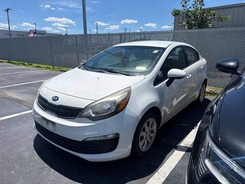 Used 2017 Kia Rio LX w/ Power Package FWD image 1