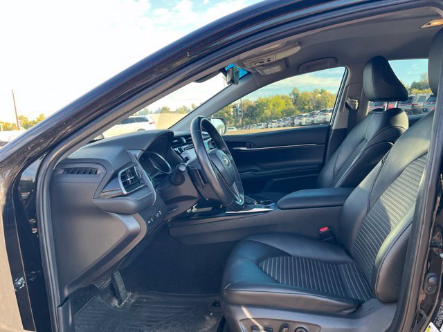 Used 2020 Toyota Camry SE AWD/4WD image 27
